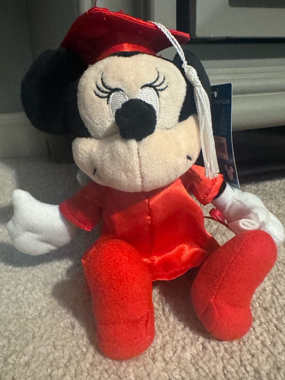 NWT Disney Minnie Mouse White Plush with Red Ribbon and Tassel